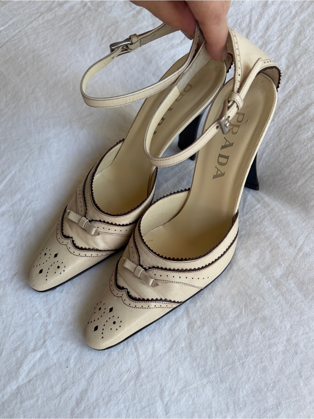 Vintage Prada Leather Bow Eyelet Brogue-Trim Pointy Toe Heels Cream